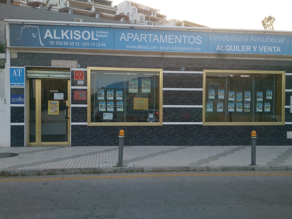 Apartamentos Alkisol Velilla-Taramay Exterior photo